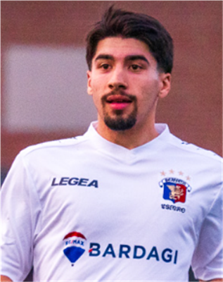 Raffaello Papadopoullos joueur à CS Mont-Royal Outremont Raffaello Papadopoullos, joueur à CS Mont-Royal Outremont