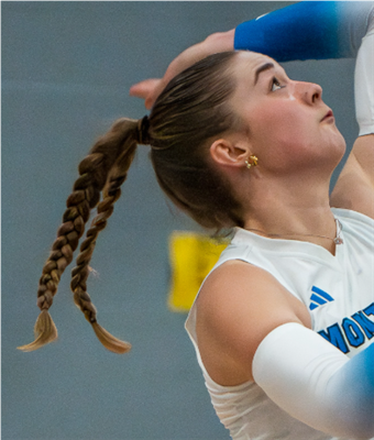 Anouk Mathieu Van Rossum, player at Université de Montréal